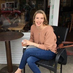 Meet your Posher, Grace